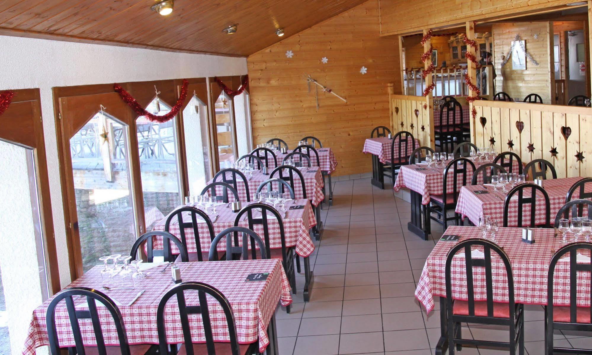 Hotel Emeraude Peisey-Nancroix Exterior foto